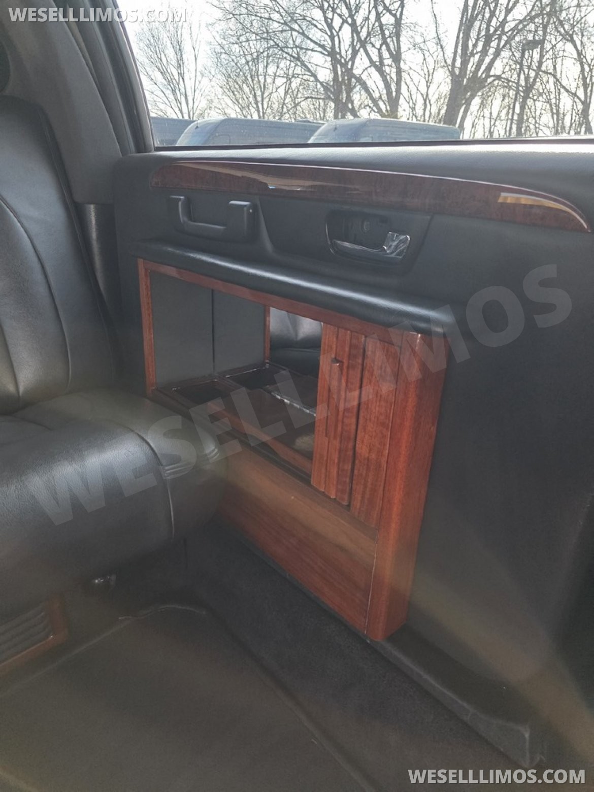 Photo of Limousine for sale: 2008 Cadillac Deville_XTS 100" by Dabryan