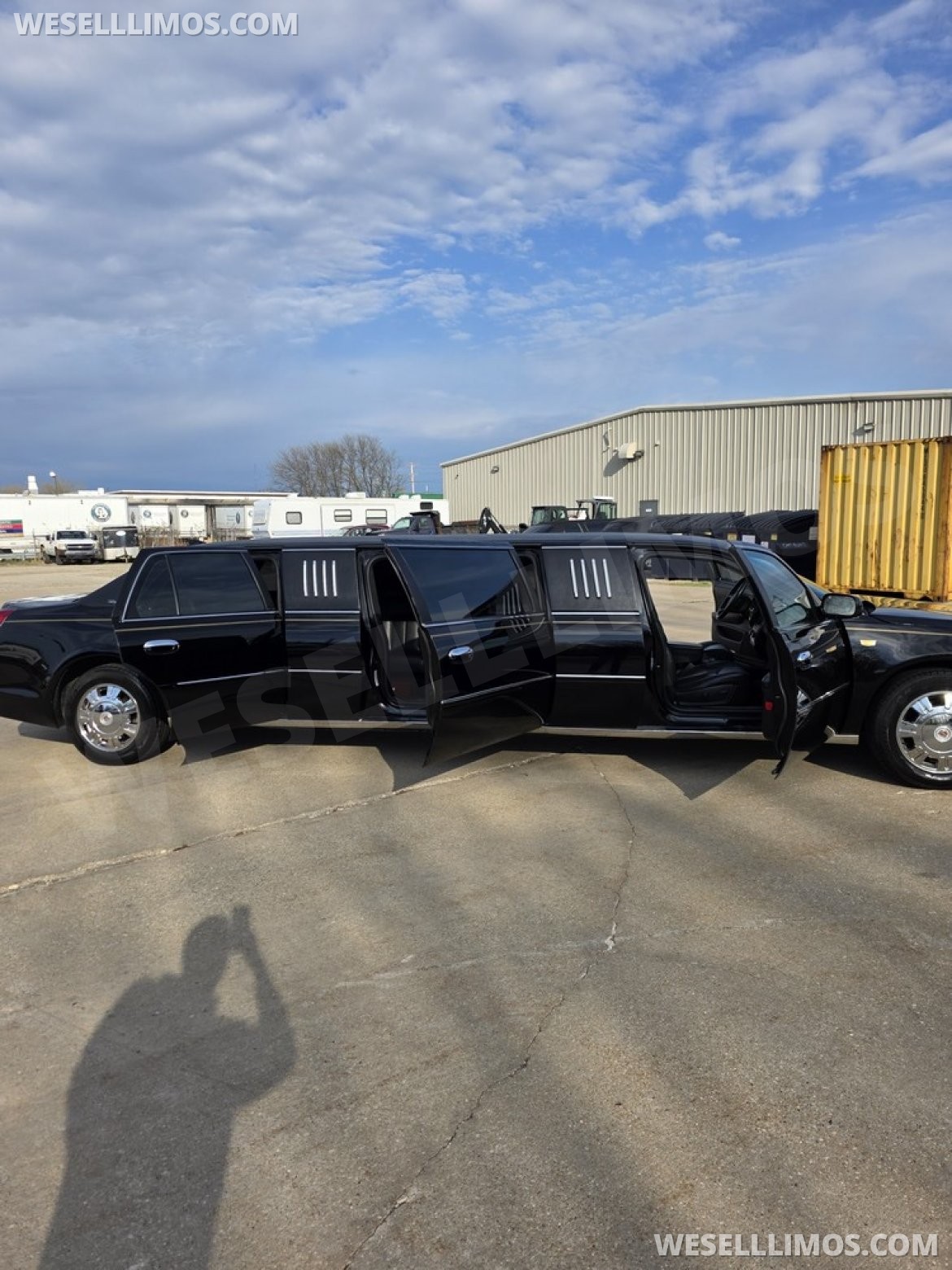 Photo of Limousine for sale: 2008 Cadillac Deville_XTS 100" by Dabryan