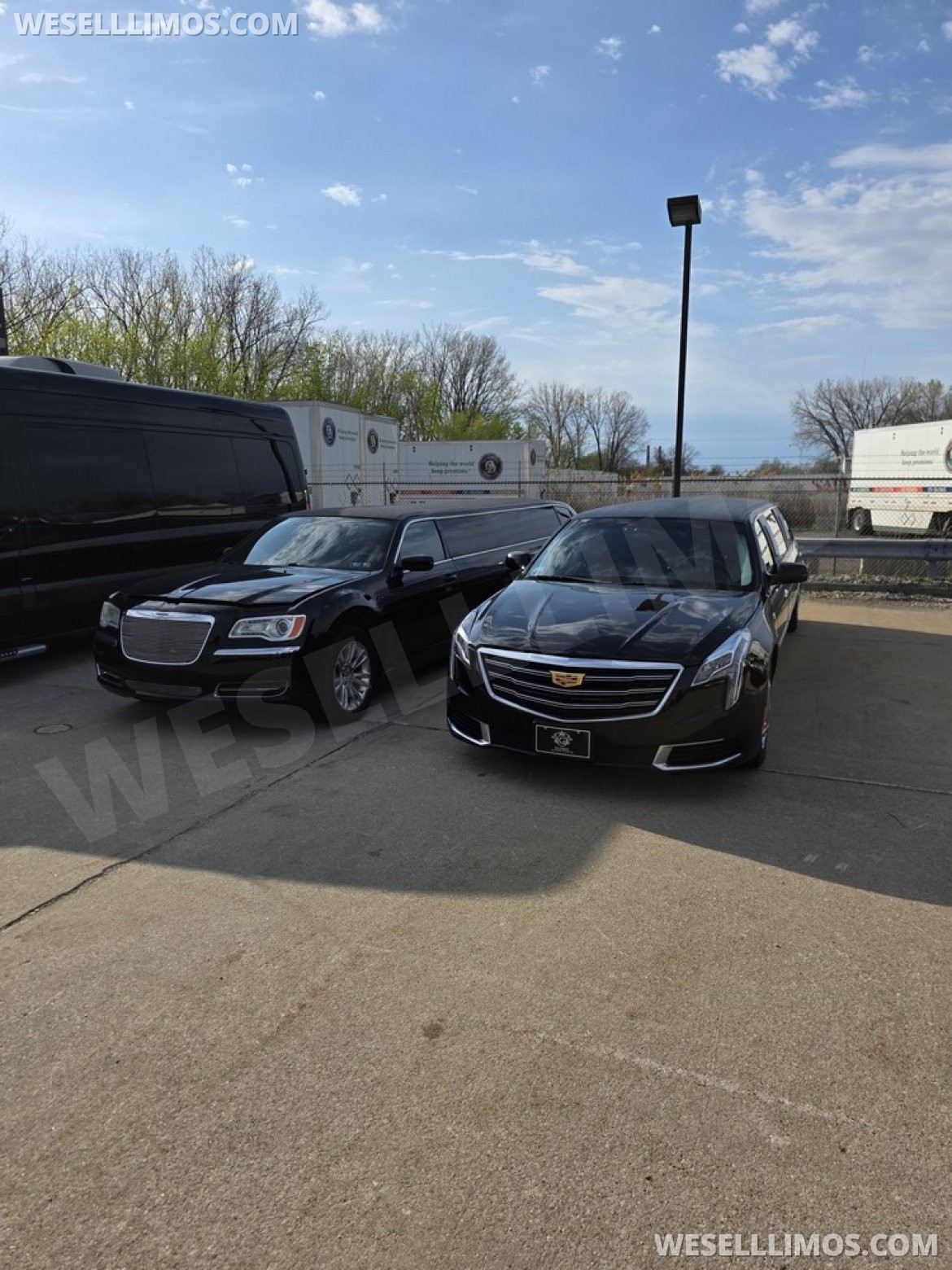 Photo of Limousine for sale: 2008 Cadillac Deville_XTS 100" by Dabryan