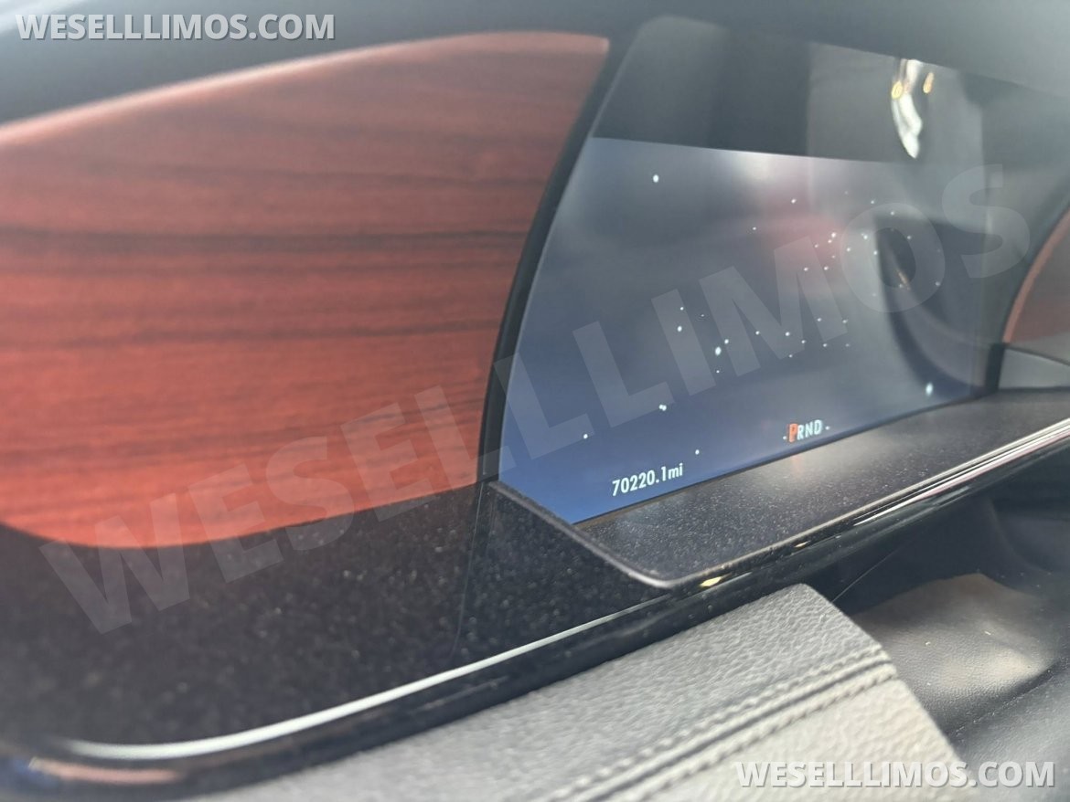 Photo of SUV for sale: 2022 Lincoln Navigator L by Lincoln