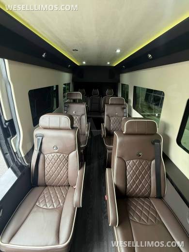 2020 Unique industries Mercedes-Benz sprinter Sprinter - Sprinter for Sale in ontario, CA - Photo 6
