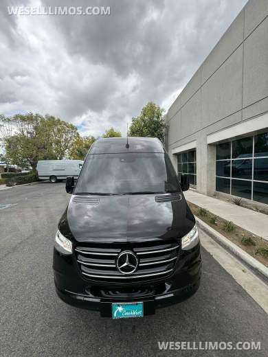 2020 Unique industries Mercedes-Benz sprinter Sprinter - Sprinter for Sale in ontario, CA - Photo 8