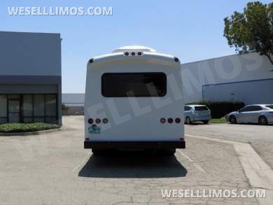 2017 Champion Bus Ford E-450 Challenger Shuttle Bus - Shuttle Bus for Sale in CARSON, CA - Photo 5