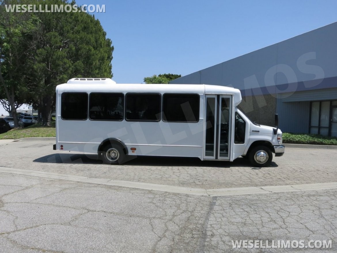 Photo of Shuttle Bus for sale: 2017 Ford E-450 Challenger by Champion Bus