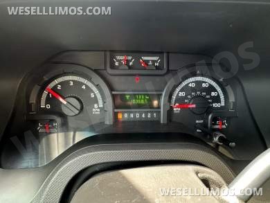 2017 Champion Bus Ford E-450 Challenger Shuttle Bus - Shuttle Bus for Sale in CARSON, CA - Photo 7