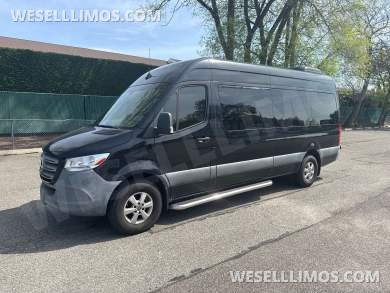 2020 Mercedes-Benz Sprinter Sprinter - Sprinter for Sale in Baldwin, NY - Photo 3