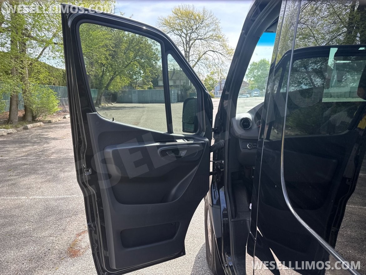 Photo of Sprinter for sale: 2020 Mercedes-Benz Sprinter 170"