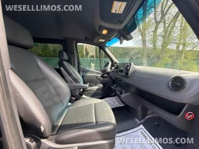 2020 Mercedes-Benz Sprinter Sprinter - Sprinter for Sale in Baldwin, NY - Photo 20