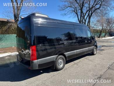 2019 Mercedes-Benz Sprinter Sprinter - Sprinter for Sale in Baldwin, NY - Photo 9