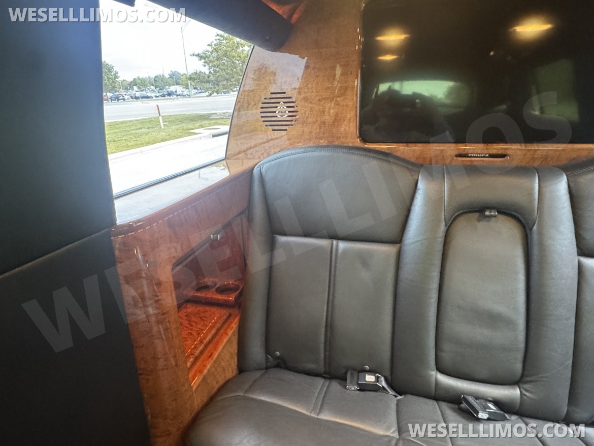 Photo of Limousine for sale: 2014 Lincoln MKT 48" by Picasso Limo Mfg