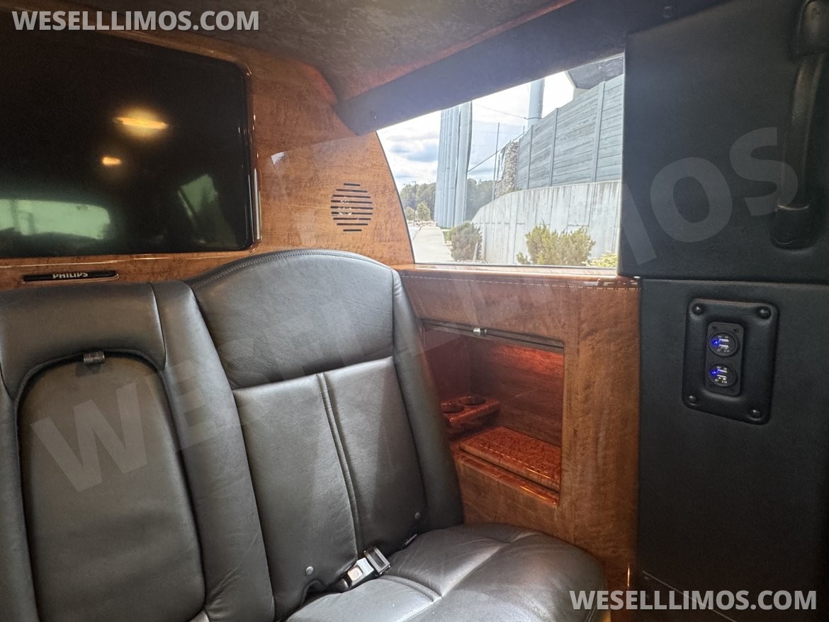 Photo of Limousine for sale: 2014 Lincoln MKT 48" by Picasso Limo Mfg