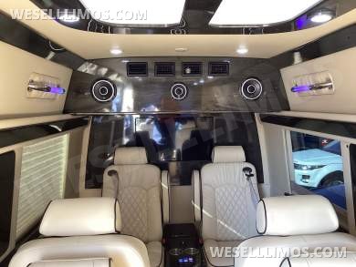 2019 Mercedes-Benz 2019 Mercedes - Benz Series Executive Sprinter Limousine - Limousine for Sale in Columbus, OH - Photo 6