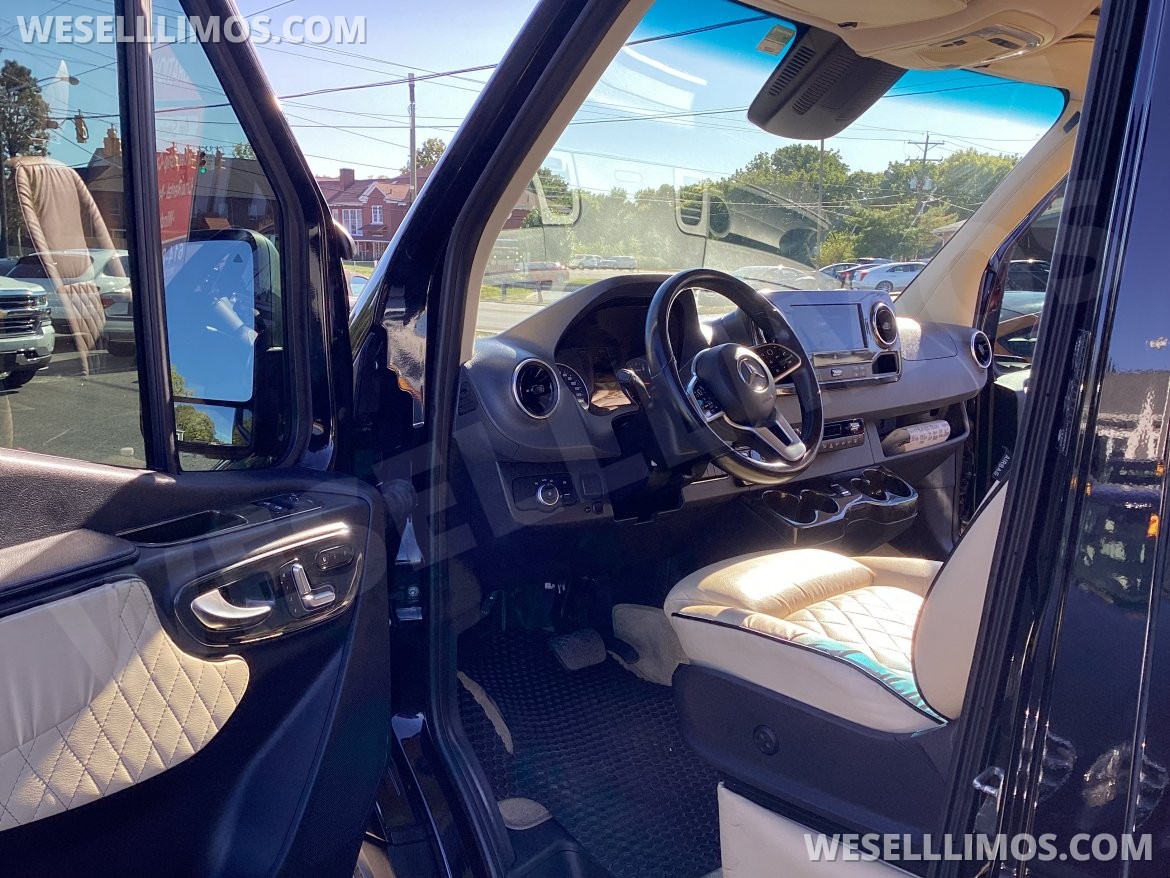 Photo of Limousine for sale: 2019 Mercedes-Benz 2019 Mercedes - Benz Series Executive Sprinter by Midwest Automotive Design