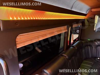 2019 Royale Mercedes-Benz Sprinter Sprinter - Sprinter for Sale in Aurora, CO - Photo 7