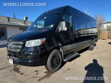 2019 Royale Mercedes-Benz Sprinter Sprinter - Sprinter for Sale in Aurora, CO - Photo 9