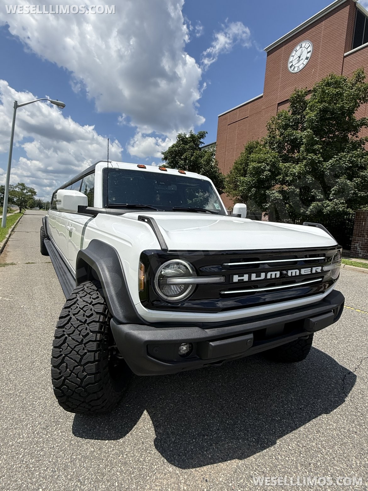 Photo of SUV Stretch for sale: 2026 Ford Bronco 165" by Pinnacle