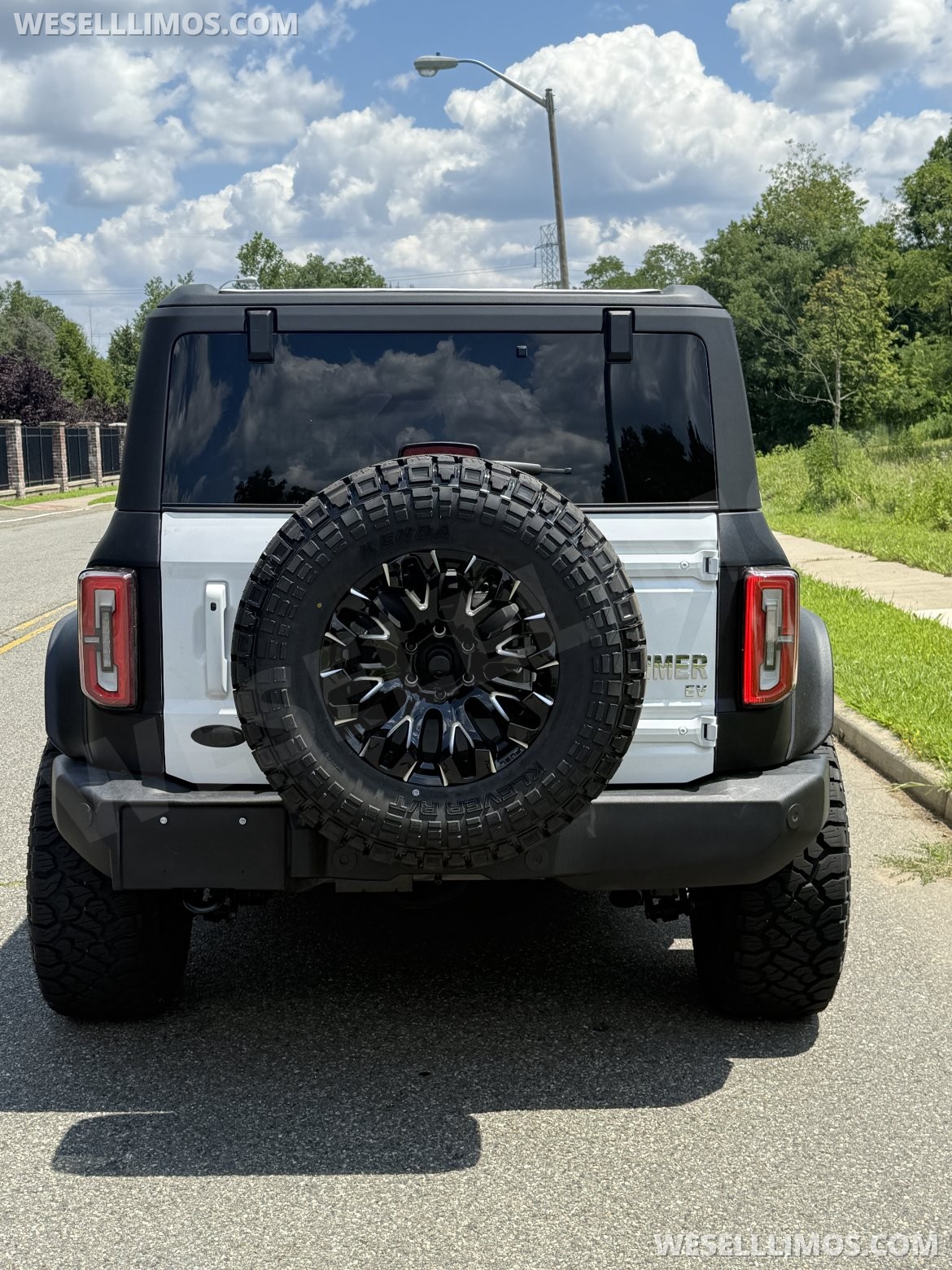 Photo of SUV Stretch for sale: 2026 Ford Bronco 165" by Pinnacle