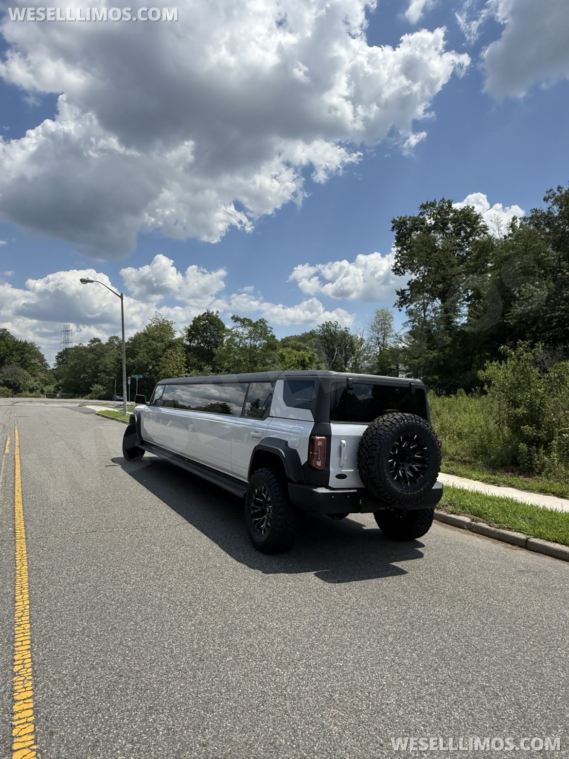 Photo of SUV Stretch for sale: 2026 Ford Bronco 165" by Pinnacle