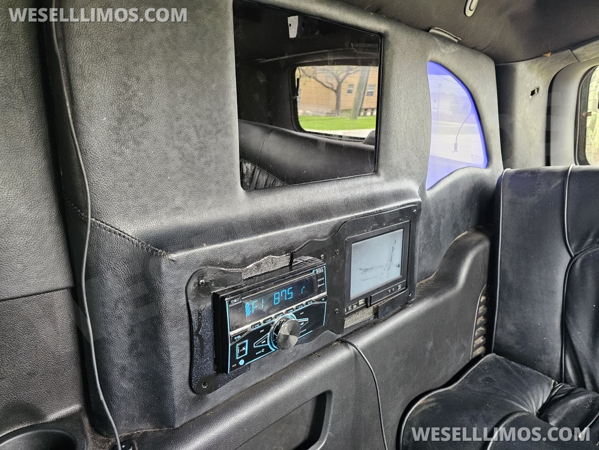 Photo of Limousine for sale: 2015 Cadillac Escalade 200" by Blackstone Builders