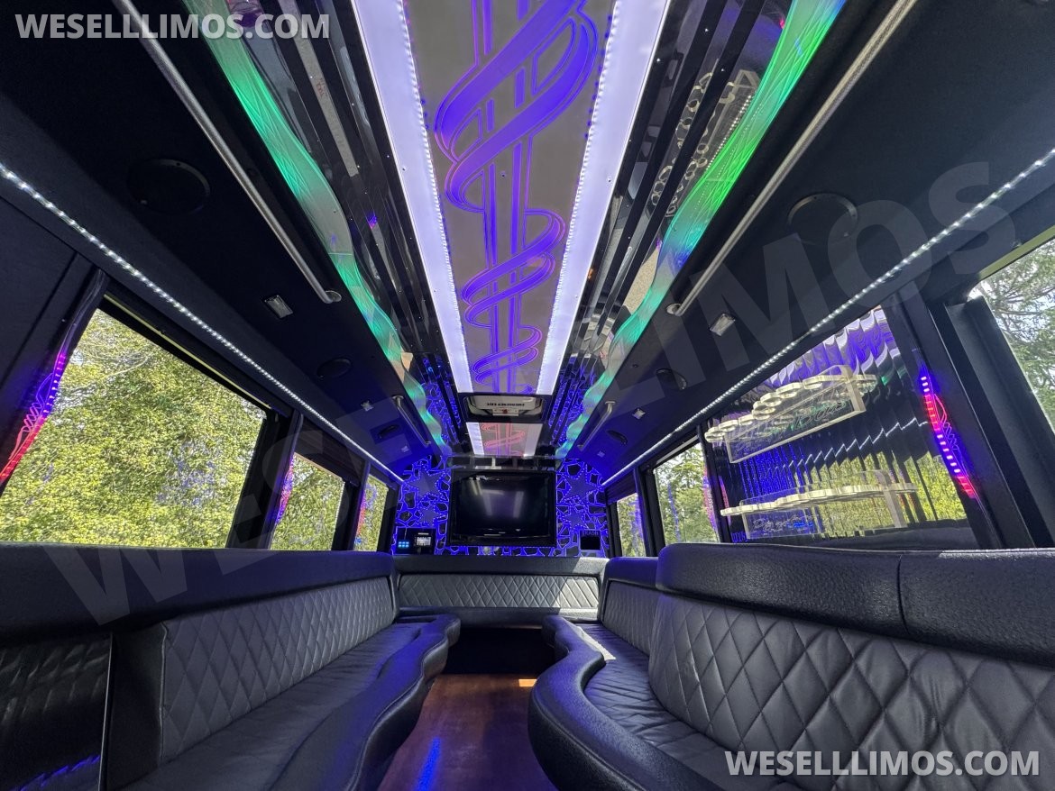 Photo of Limo Bus for sale: 2013 Ford 20-22 Pass Limo Bus 24" by LGE Coachworks
