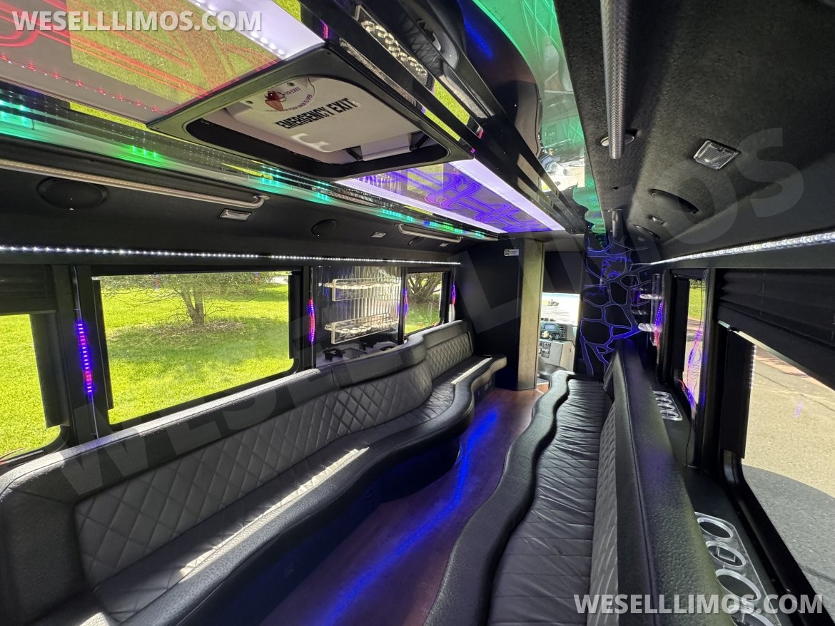 Photo of Limo Bus for sale: 2013 Ford 20-22 Pass Limo Bus 24" by LGE Coachworks