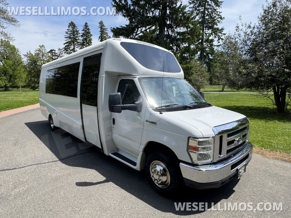2017 Ford 23 Pass Shuttle Bus for Sale in Morganville, NJ - Photo 2
