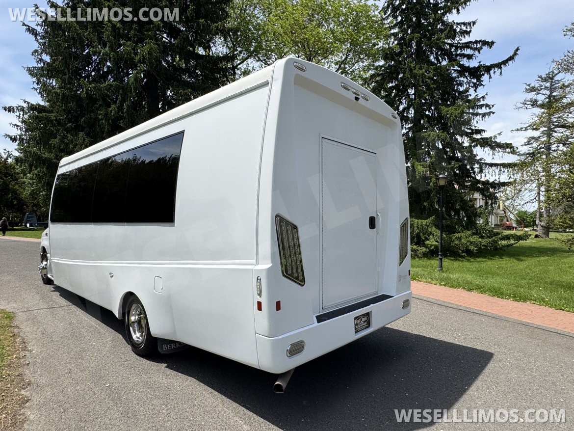 Photo of Shuttle Bus for sale: 2017 Ford 23 Pass 28" by Berkshire Coach
