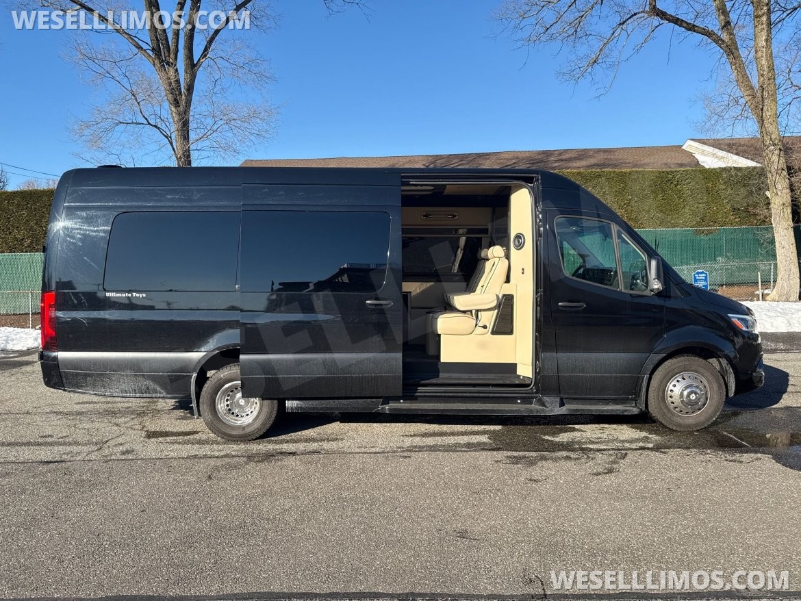 Photo of Sprinter for sale: 2023 Mercedes-Benz Sprinter 170" by Midwest Auto Movitve