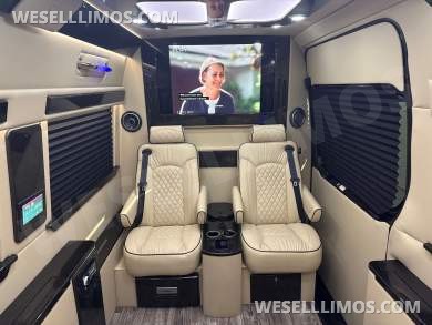 2023 Midwest Automotive Mercedes-Benz Sprinter Sprinter - Sprinter for Sale in Baldwin, NY - Photo 21