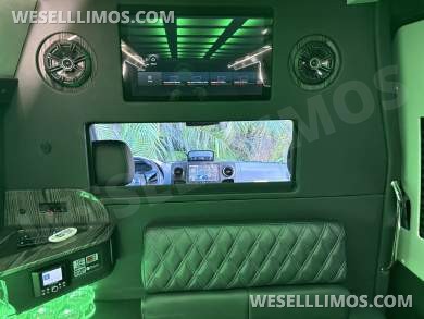 2025 Westwind Coachworks Mercedes-Benz Sprinter 3500 Sprinter - Sprinter for Sale in Hollywood, MD - Photo 4