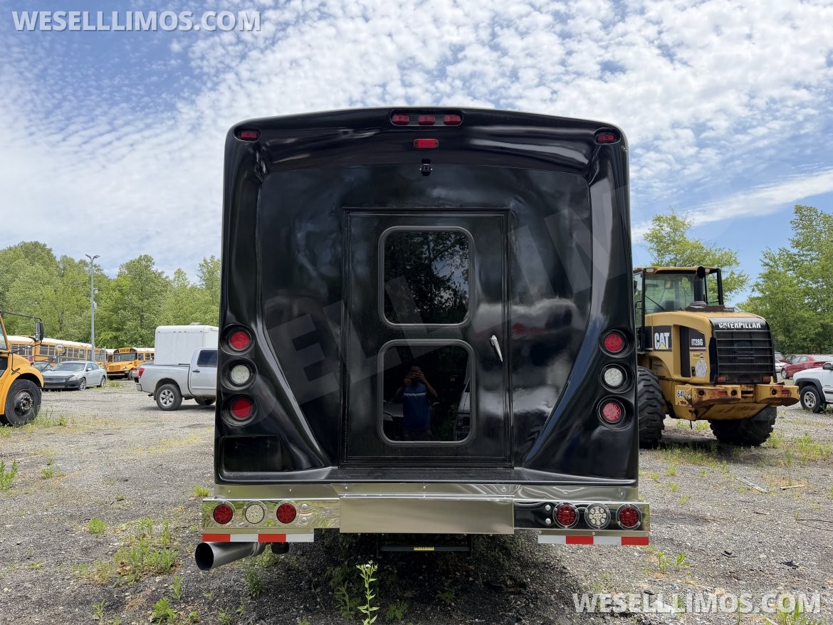 Photo of Limo Bus for sale: 2013 International PC805