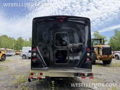 2013 International PC805 Limo Bus - Limo Bus for Sale in Upper Marlboro, MD - Photo 3