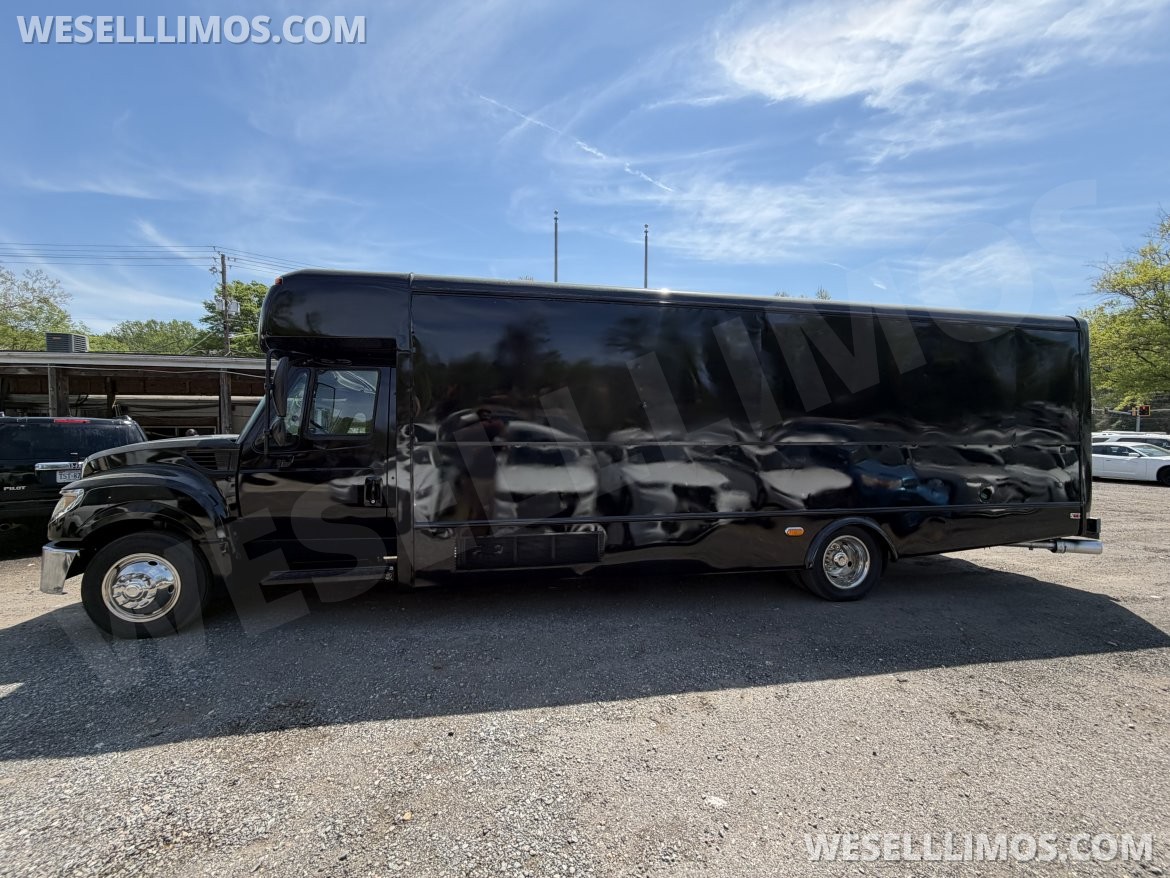 Photo of Limo Bus for sale: 2013 International PC805