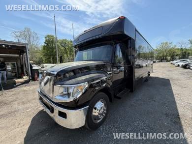 2013 International PC805 Limo Bus - Limo Bus for Sale in Upper Marlboro, MD - Photo 8