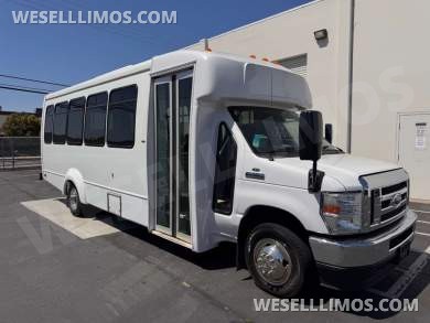2021 Ford E450 Super Duty Shuttle Bus Shuttle Bus for Sale in Anaheim, CA