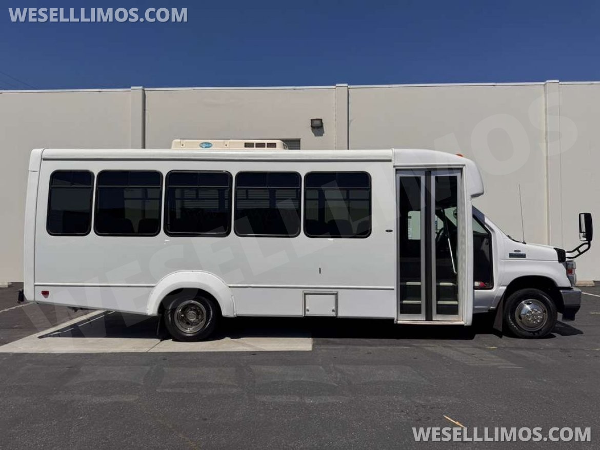 Photo of Shuttle Bus for sale: 2021 Ford E450 Super Duty Shuttle Bus 312" by Davey Coach