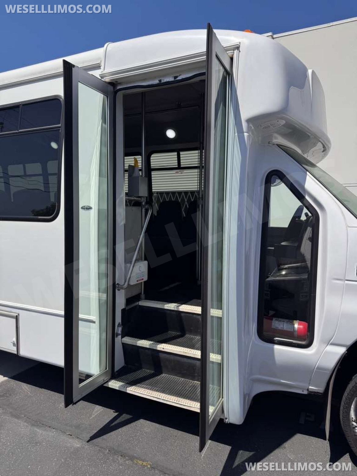 Photo of Shuttle Bus for sale: 2021 Ford E450 Super Duty Shuttle Bus 312" by Davey Coach
