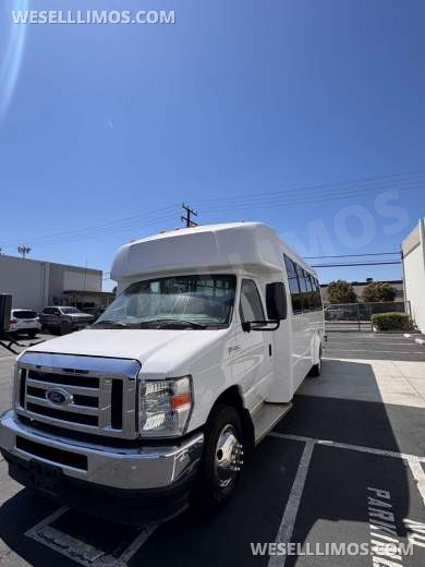 2021 Ford E450 Super Duty Shuttle Bus - Shuttle Bus for Sale in Anaheim, CA - Photo 5