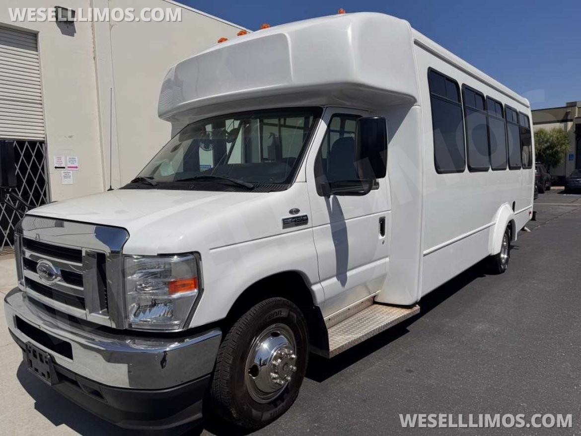 Photo of Shuttle Bus for sale: 2021 Ford E450 Super Duty Shuttle Bus 312" by Davey Coach