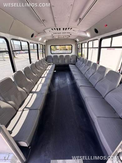 2021 Ford E450 Super Duty Shuttle Bus - Shuttle Bus for Sale in Anaheim, CA - Photo 14