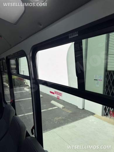 2021 Ford E450 Super Duty Shuttle Bus - Shuttle Bus for Sale in Anaheim, CA - Photo 19