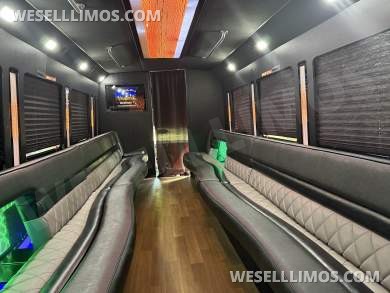 2015 LGE Ford 550 Limo Bus - Limo Bus for Sale in Charlotte, NC - Photo 15