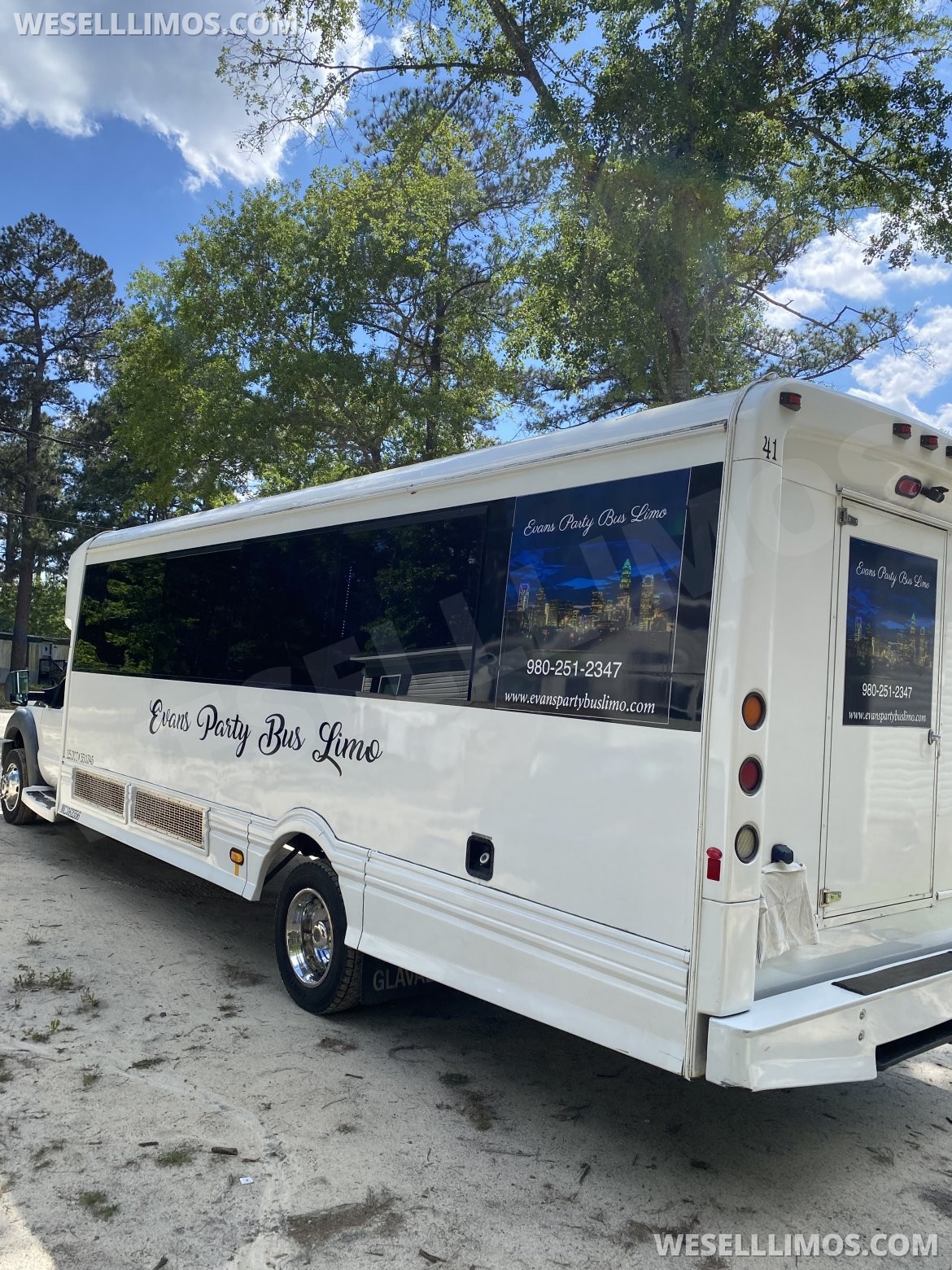 Photo of Limo Bus for sale: 2015 Ford 550 30" by LGE