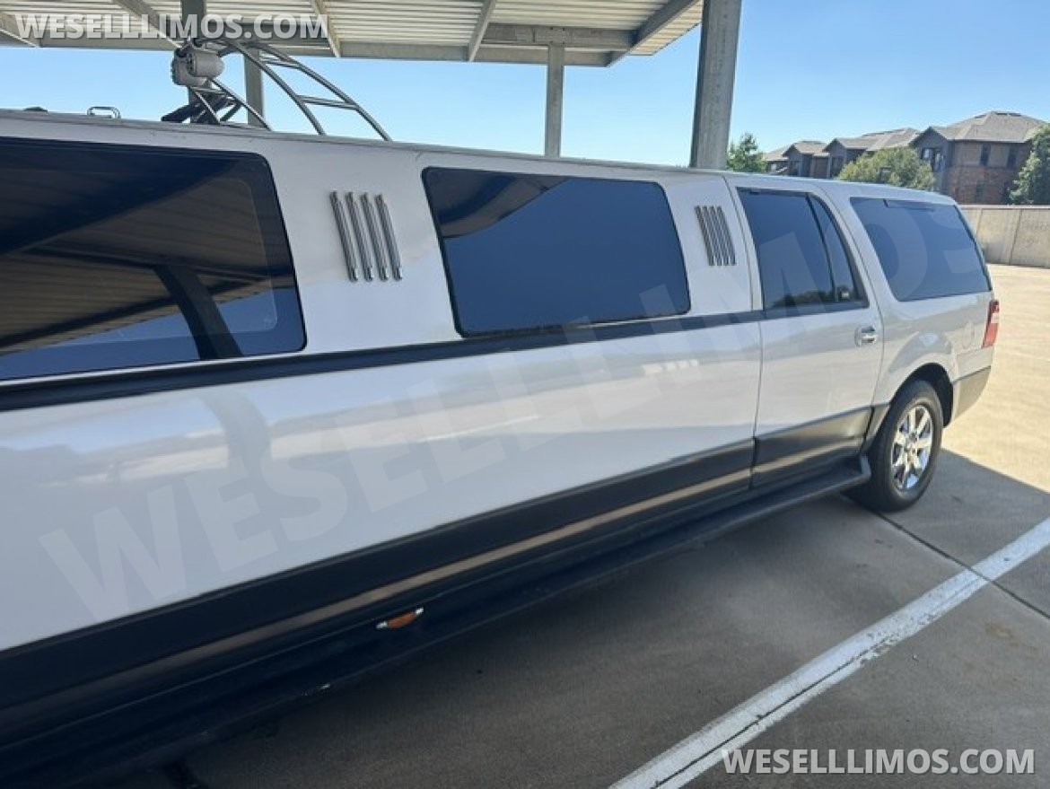 Photo of SUV Stretch for sale: 2007 Ford Expedition EL 140" by DaBryan 140"