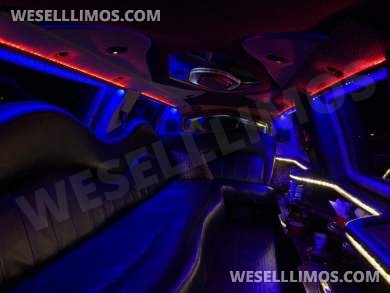 2007 DaBryan 140" Ford Expedition EL SUV Stretch - SUV Stretch for Sale in McKinney, TX - Photo 14