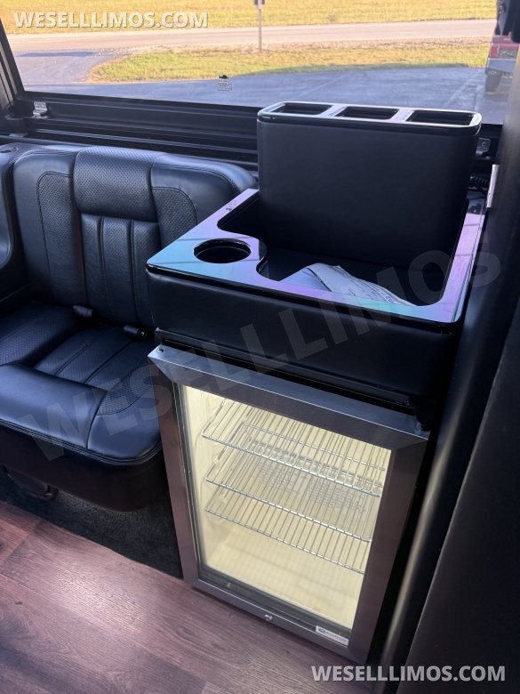 2019 Mercedes-Benz 3500 Sprinter for Sale in Appleton, FL - Photo 3