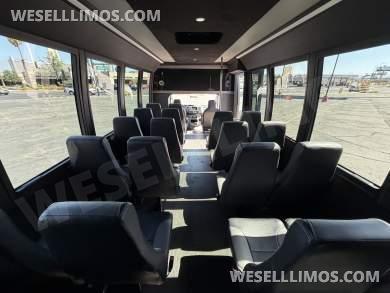 2017 Ford E-450 Executive Coach Builder 25 Passenger Gasoline Executive Shuttle - Executive Shuttle for Sale in Las Vegas, NV - Photo 20