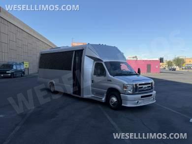 2017 Ford E-450 Executive Coach Builder 25 Passenger Gasoline Executive Shuttle - Executive Shuttle for Sale in Las Vegas, NV - Photo 28