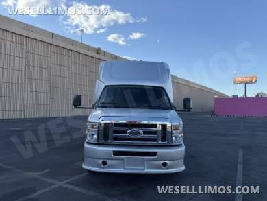 2017 Ford E-450 Executive Coach Builder 25 Passenger Gasoline Executive Shuttle - Executive Shuttle for Sale in Las Vegas, NV - Photo 39