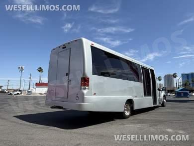 2016 Ford F-550 Executive Coach Builder 25 Passenger Gasoline Wheel Chair Accessible Shuttle - Executive Shuttle for Sale in Las Vegas, NV - Photo 10